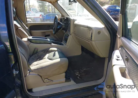 2004 Chevrolet Avalanche 1500 z USA, uszkodzony, nr VIN 3GNEK12T34G293303